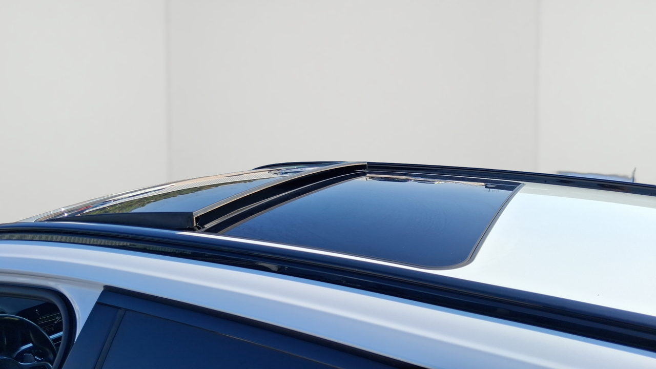 BMW Touring 330d xDrive 286 ch BVA8 — photo 18