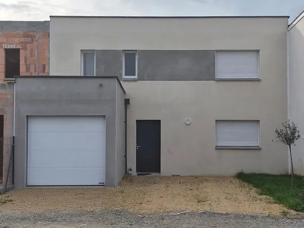 Maison neuve de 116m2 avec garage située rue Victor Hugo à Saint Géréon