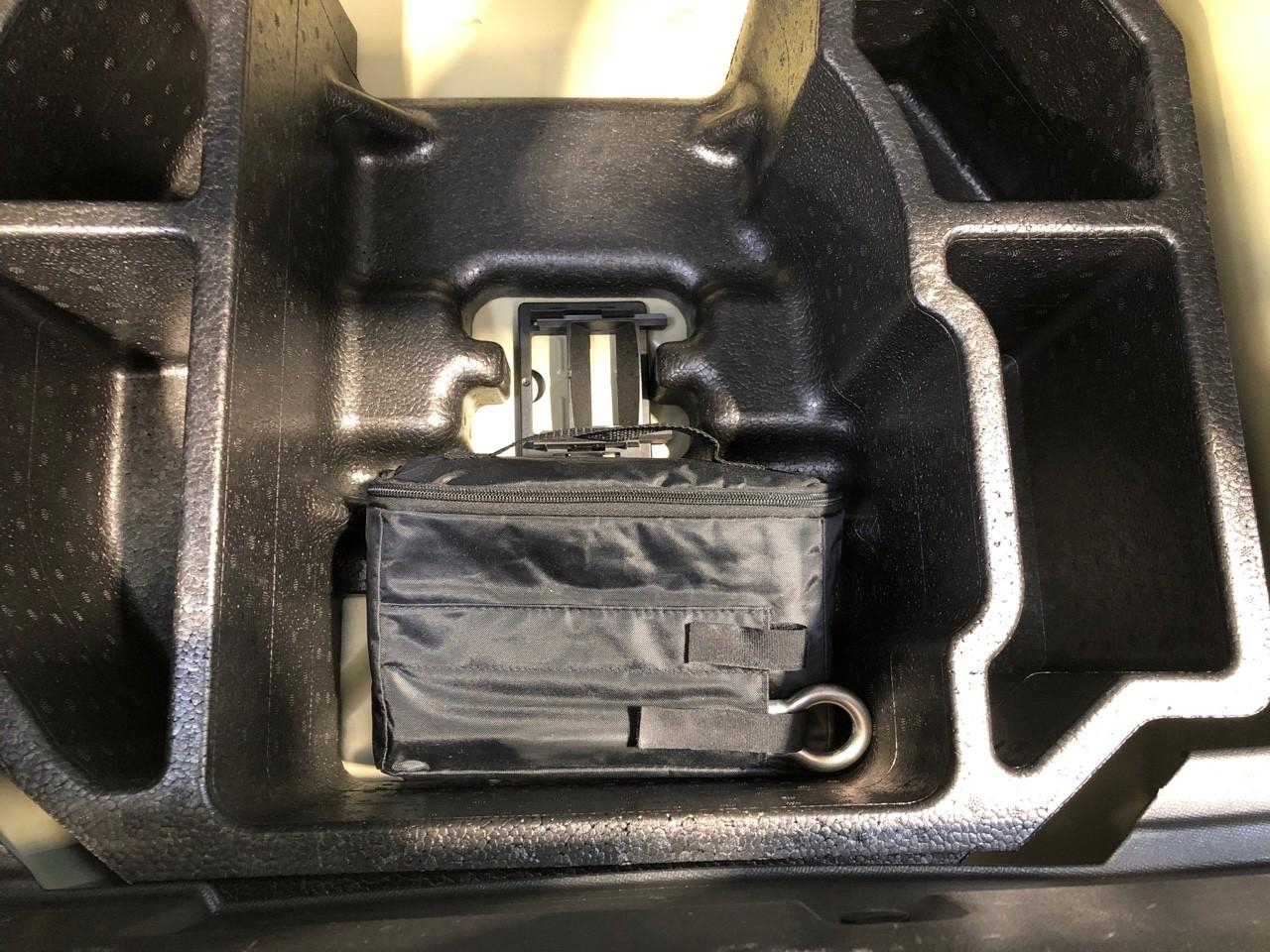 Peugeot 208 puretech 100 s&s bvm6 allure — photo 17