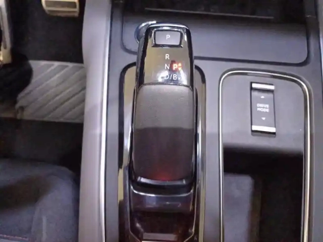 Citroën C5 Aircross hybride rechargeable 225 s&amp;s e-eat8 — photo 48