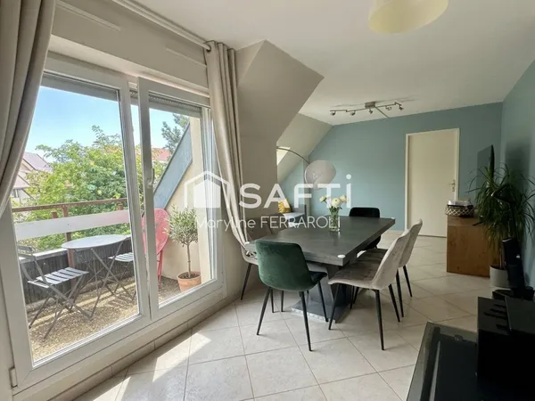Superbe 4 pièces, 3 chambres avec grande pièce de vie