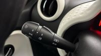 Renault Twingo 1.0 SCe 70ch Limited Euro6c — photo 23