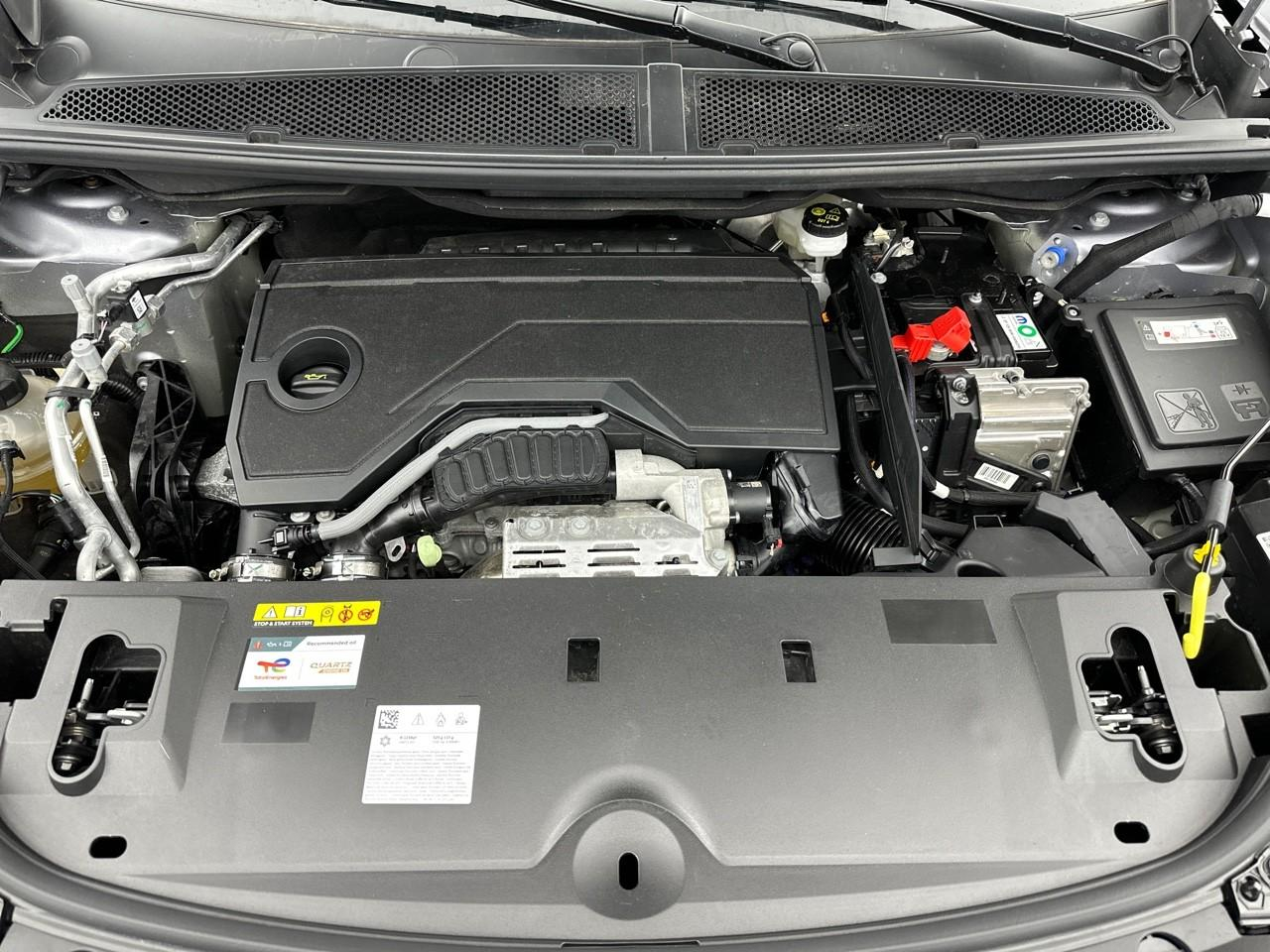 Peugeot 3008 hybrid 145 e-dcs6 allure — photo 14