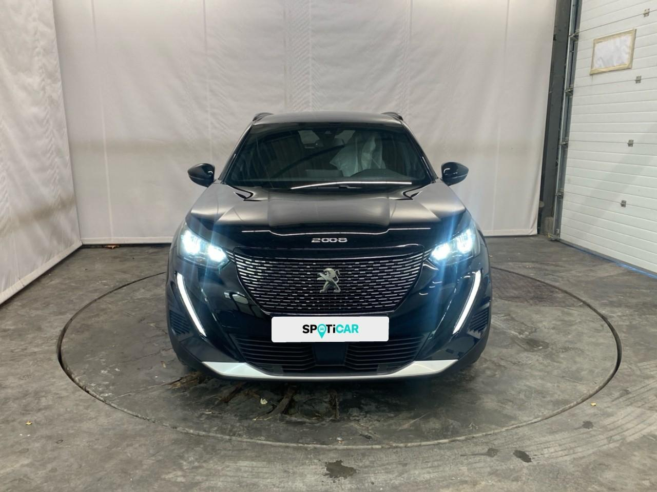 Peugeot 2008 puretech 130 s&s eat8 allure — photo 8
