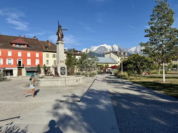 Vends appartement neuf - 88.81 m² - 4 pièces, 3 chambres - Sallanches 74700