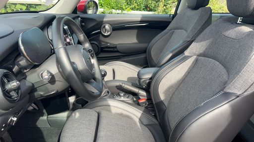Mini Mini 1.5 One 102 - Edition Camden – 2022 – 43829 km – Essence – Boîte Manuelle — photo 12