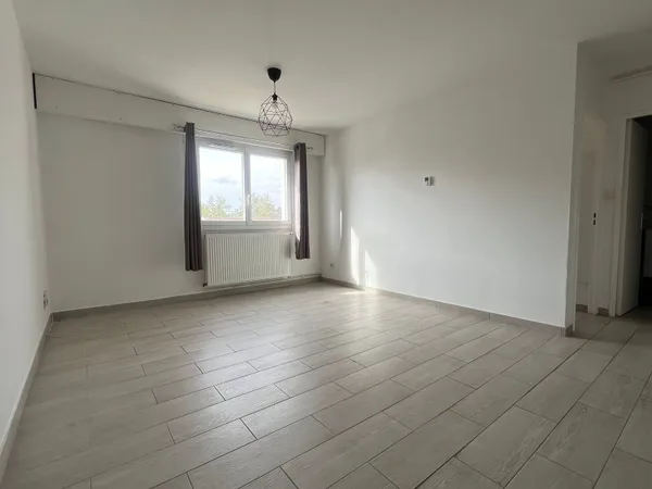 Studio 1 pièce 35 m²
