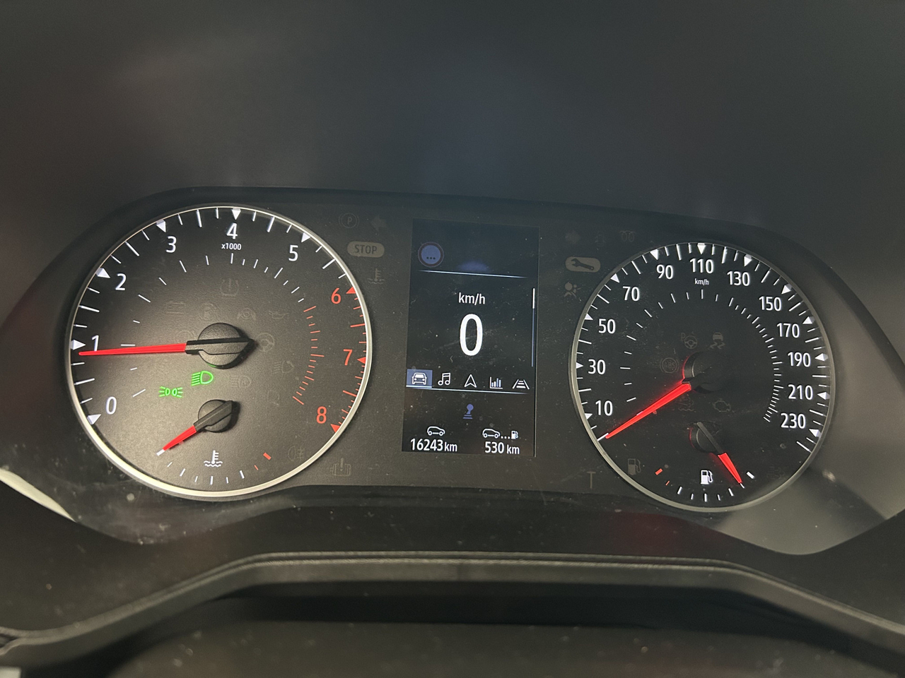 Renault Clio 5 — photo 17