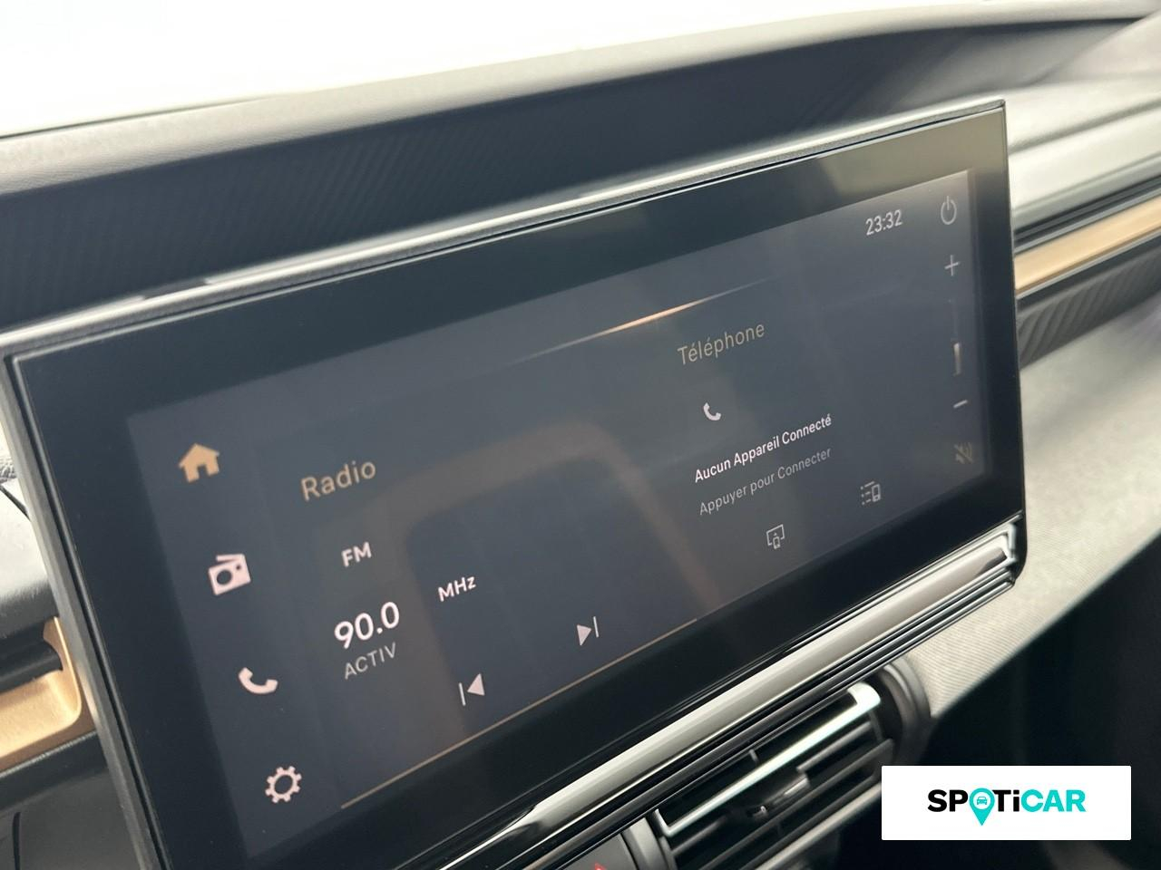 Citroën C3 Aircross 1.2 hybride 145ch plus e-dcs6 — photo 13
