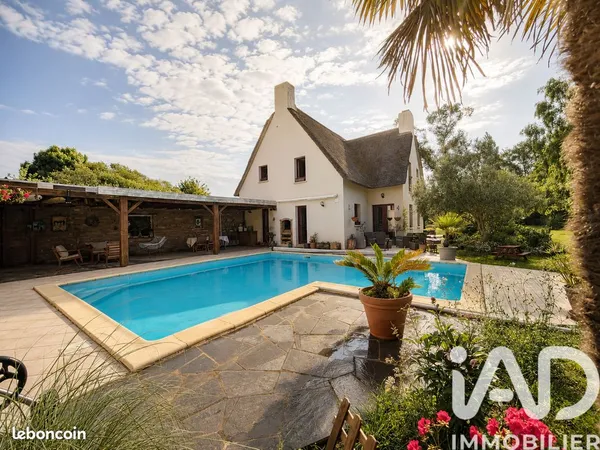 Propriété 10 pièces 263 m²