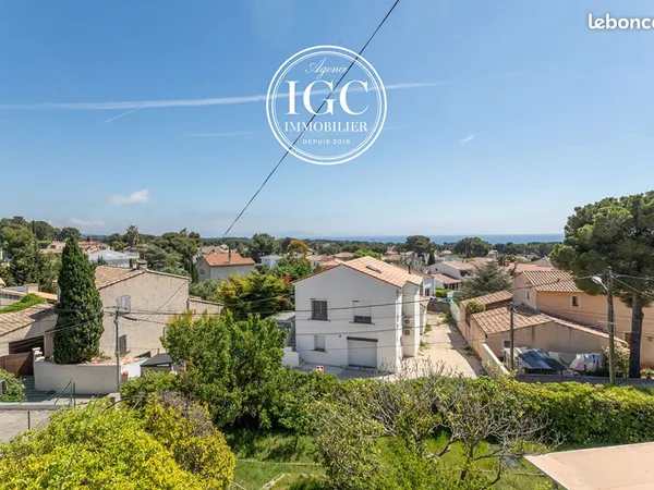 Terrain 530 m² SAUSSET LES PINS