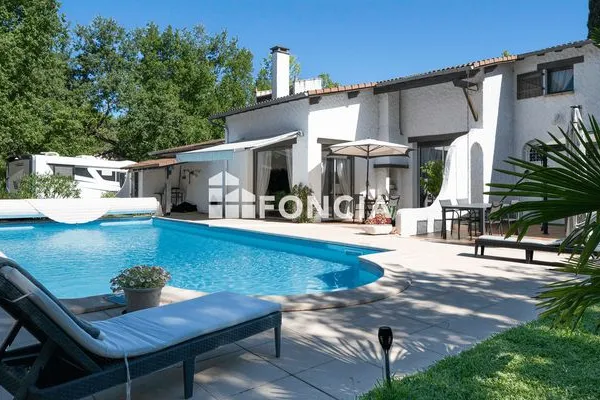 Maison 5 pièces 165 m²