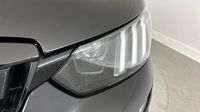 Peugeot 2008 1.2 PureTech 130ch S&S GT EAT8 — photo 17