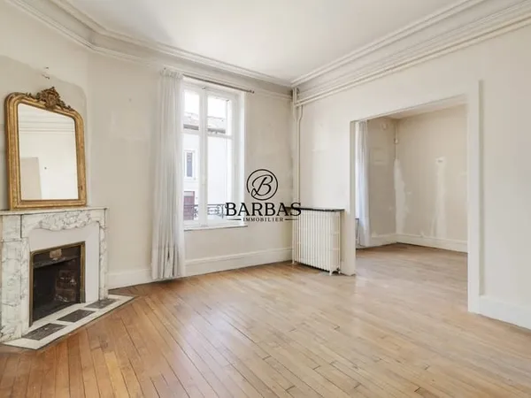 Maison 12 pièces 220 m²