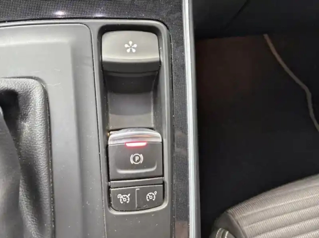 Renault Scenic 1.6 dci 160ch energy intens edc — photo 15