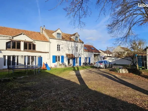 Propriété 10 pièces 340 m²