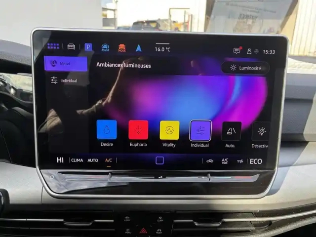 Volkswagen Golf 1.5 ehybrid 204 dsg6 — photo 13