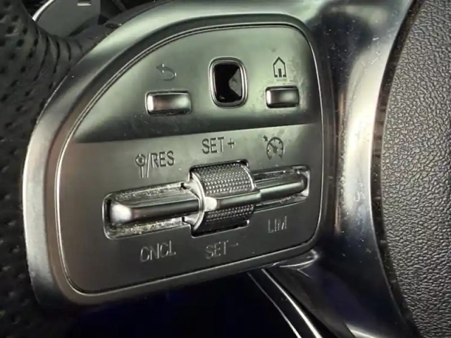 Mercedes Classe A 250 e amg line — photo 33