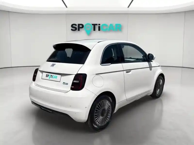 Fiat 500 e 118ch my23 — photo 6
