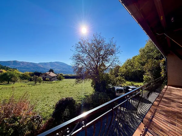 Jolie maison à la batie neuve avec jardin et garage