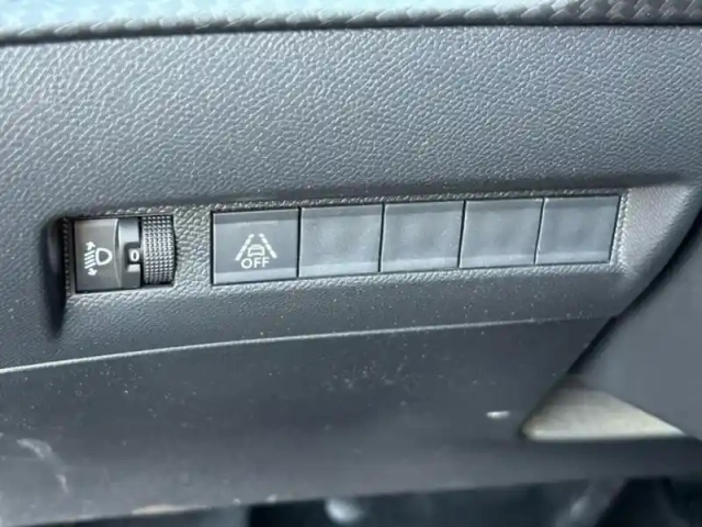 Peugeot 208 e- 136ch style — photo 9