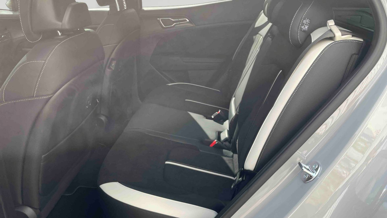 KIA Sportage Hybride 239 ch BVA6 — photo 12