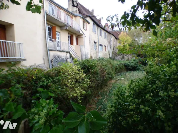 Immeuble de rapport 100 m²