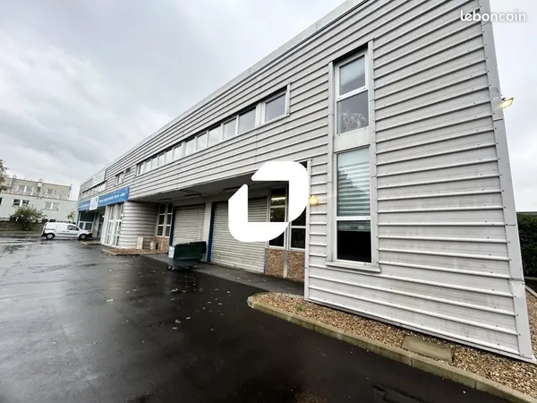 Bureau 500 m²