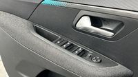 Peugeot 208 1.2 PureTech 100ch S&S Style 118g — photo 16