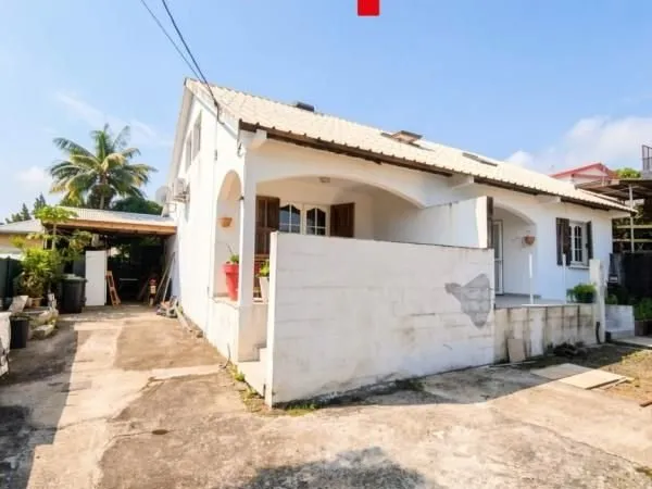 Maison 9 pièces 245 m²