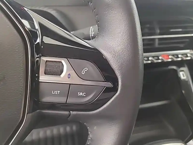 Peugeot 208 puretech 75 s&amp;s bvm5 — photo 53