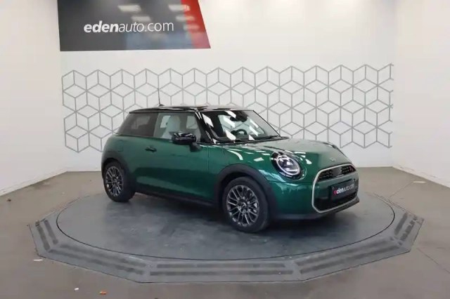 Mini Cooper 204 ch dkg7 s — photo 1