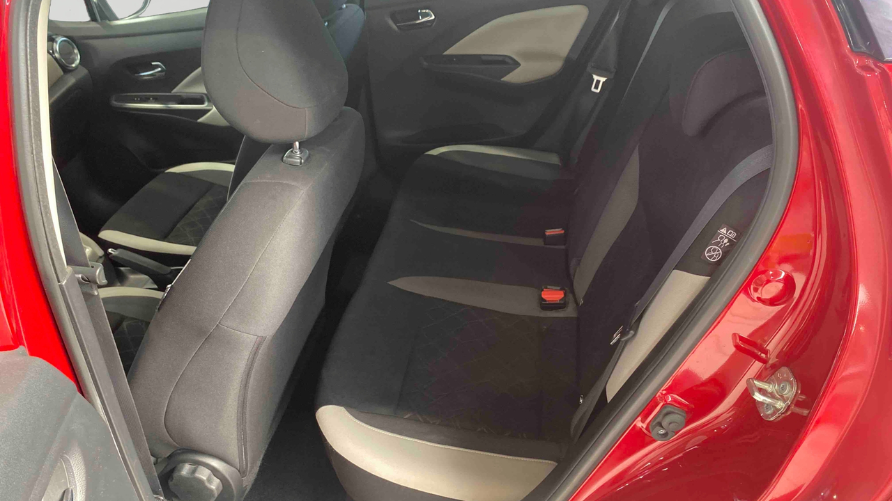 Nissan Micra dCi 90 — photo 12
