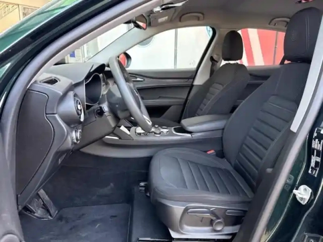 Alfa Romeo Stelvio 2.2 diesel 160ch super at8 my22 — photo 9