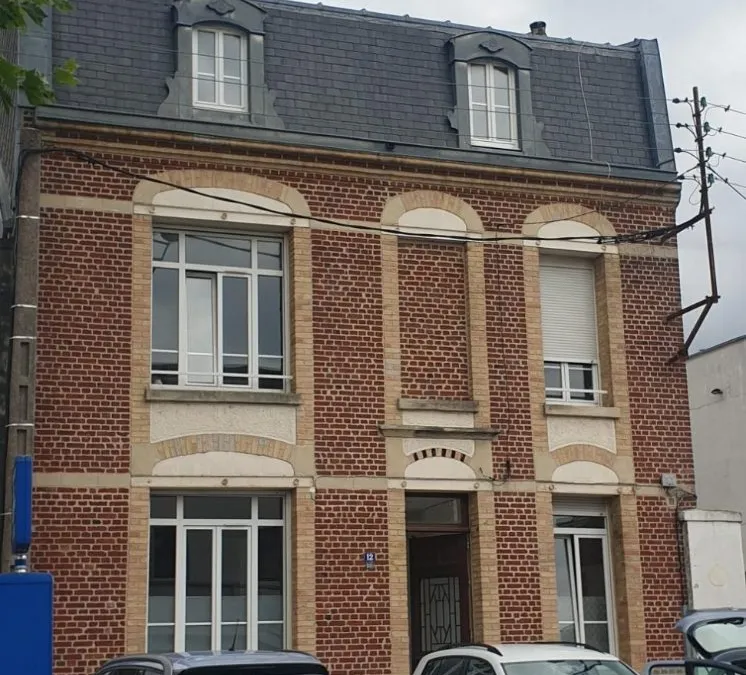 Photo 1