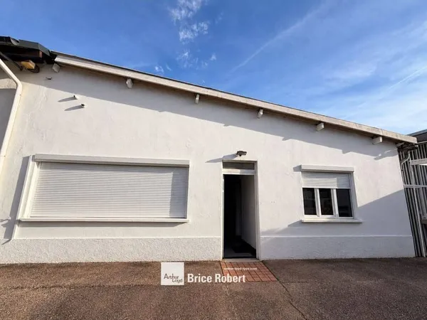 Local d'activité 160 m²