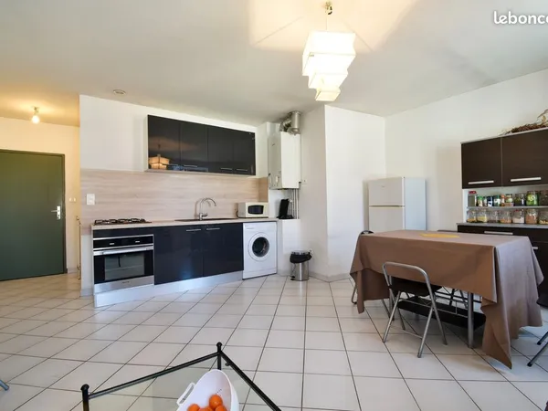 Appartement P2 meublé 35 m² - Alès Centre-Ville - 520 - Direct Propriétaire