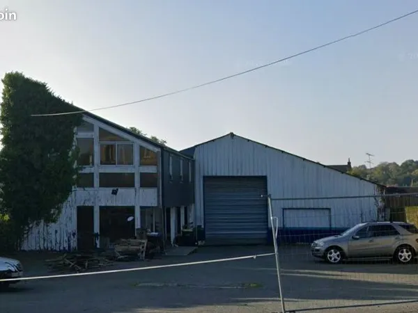 Local commercial 1166 m² Lécousse