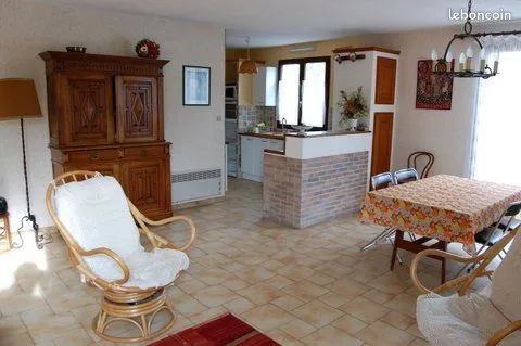Villa au calme tout confort avec jardin