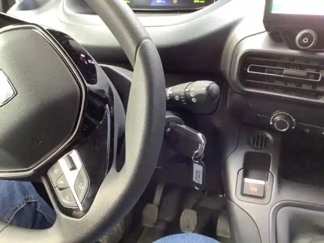 Peugeot Partner fourgon m 650 kg bluehdi 100 s&amp;s bvm6 — photo 21