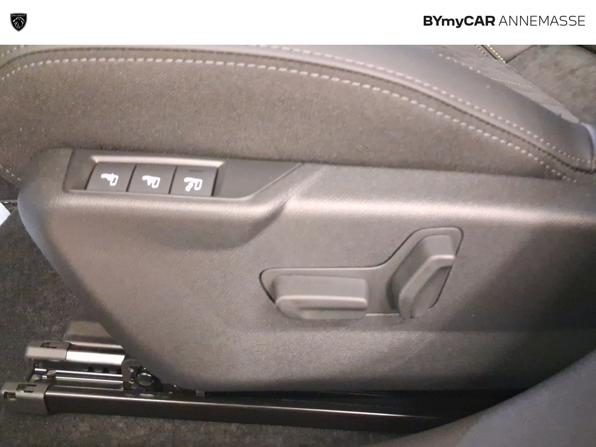 Peugeot 208 Hybrid 145 ch e-DCS6 — photo 22