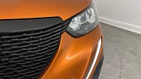 Peugeot 2008 1.2 PureTech 100ch S&S Style — photo 17