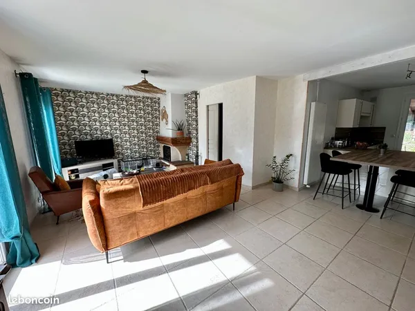 Maison de 122 m2 à Chauray