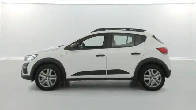 Dacia Sandero eco-g 100 — photo 11