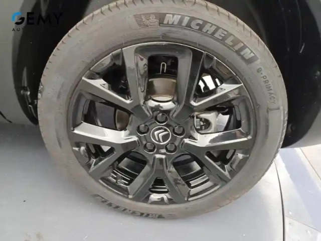 Citroën C5 Aircross hybride rechargeable 225 e-eat8 — photo 11