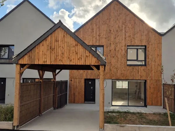 Maison neuve T4 - Hypercentre St Jouan des Guérets