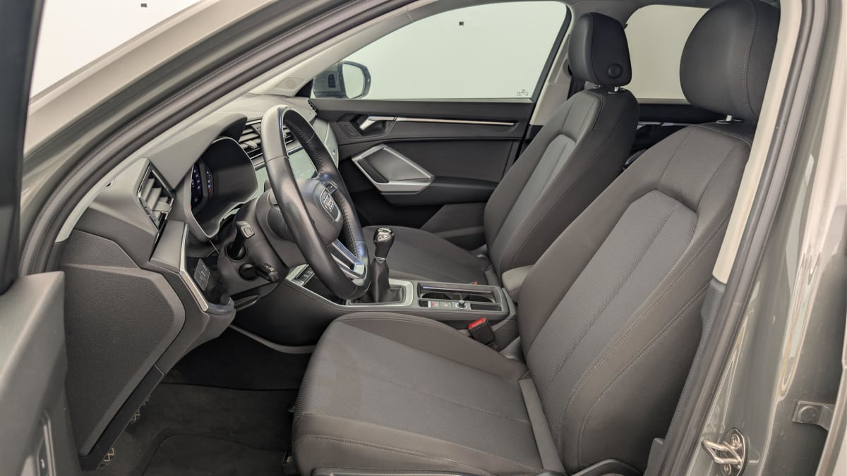 Audi Q3 — photo 15