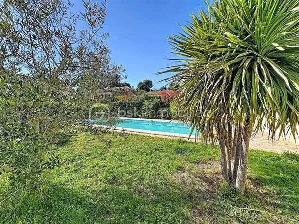 Maison de plain-pied 4 pièces 85 m²