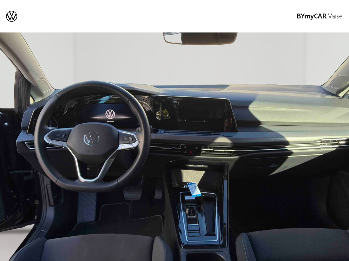Volkswagen Golf 1.5 eTSI OPF 150 DSG7 — photo 9