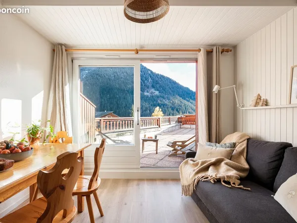 Appartement T1bis rénové avec terrasse